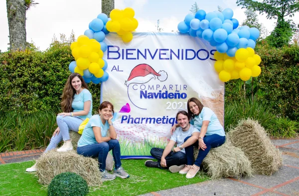 Compartir navideño para despedir el año laboral 2021